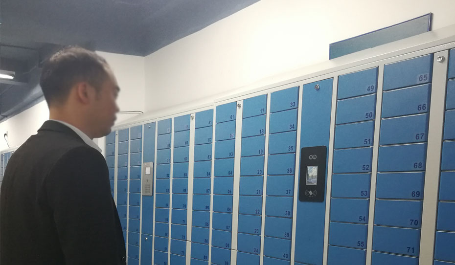 人臉識(shí)別儲(chǔ)物柜